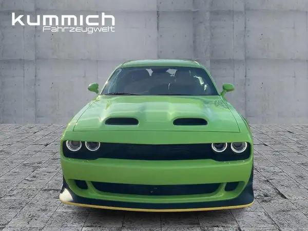 DODGE CHALLENGER HELLCAT WIDEBODY (2/15)