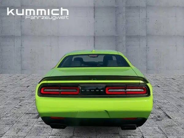 DODGE CHALLENGER HELLCAT WIDEBODY (5/15)