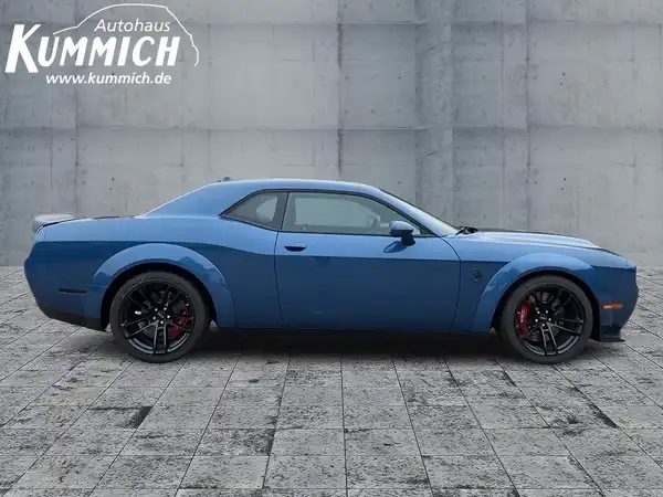 DODGE CHALLENGER HELLCAT WIDEBODY (3/15)