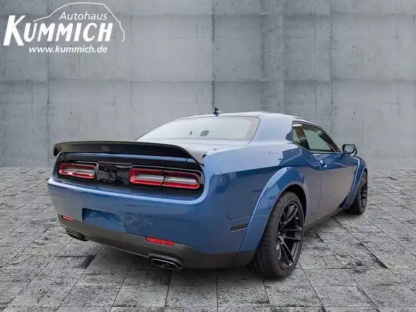 DODGE CHALLENGER HELLCAT WIDEBODY (4/15)