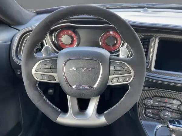 DODGE CHALLENGER HELLCAT WIDEBODY (9/15)