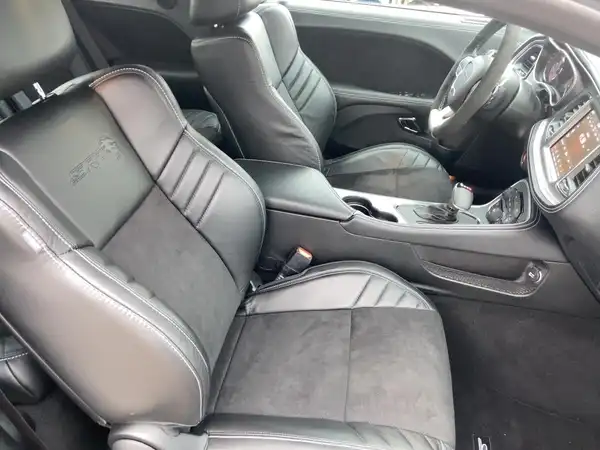 DODGE CHALLENGER HELLCAT WIDEBODY (11/15)