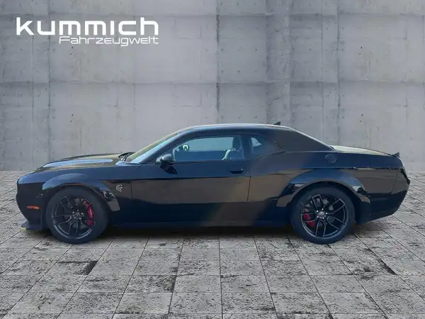 DODGE CHALLENGER HELLCAT WIDEBODY (6/15)