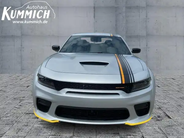 DODGE CHARGER SCAT PACK WIDEBODY (2/15)