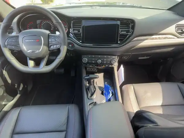 DODGE DURANGO R/T (8/15)