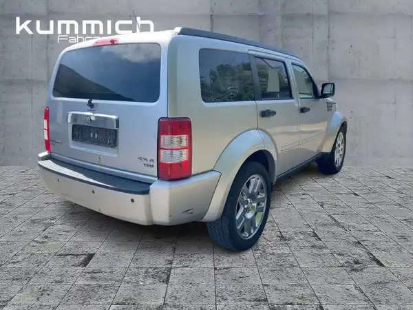 DODGE NITRO (6/14)