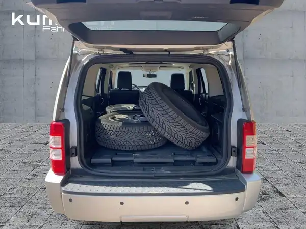 DODGE NITRO (9/14)
