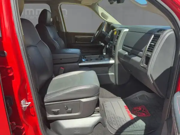 DODGE RAM 1500 (11/15)