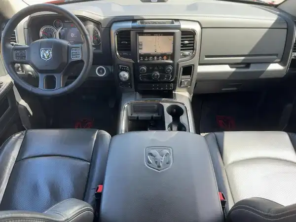 DODGE RAM 1500 (8/15)
