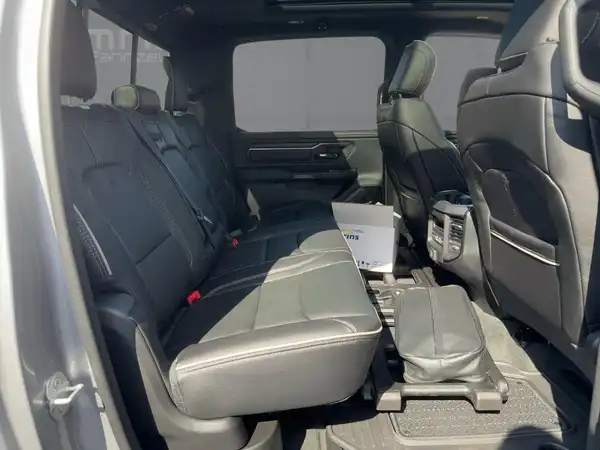 DODGE RAM 1500 (12/15)