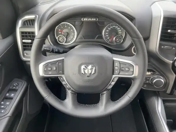 DODGE RAM (8/15)