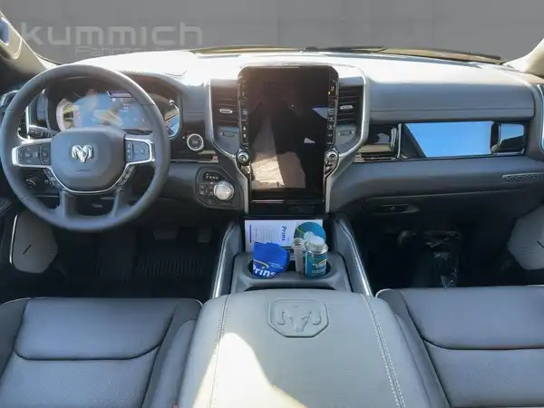 DODGE RAM 1500 LARAMIE NIGHT (8/15)