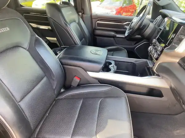 DODGE RAM 1500 (11/15)