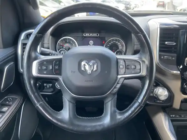 DODGE RAM 1500 (9/15)