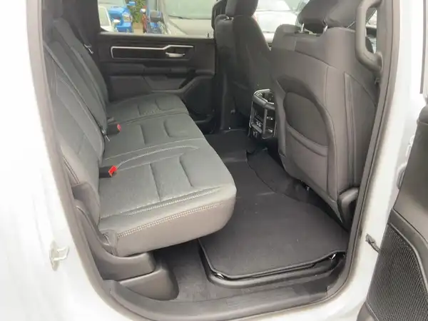 DODGE RAM 1500 (12/15)