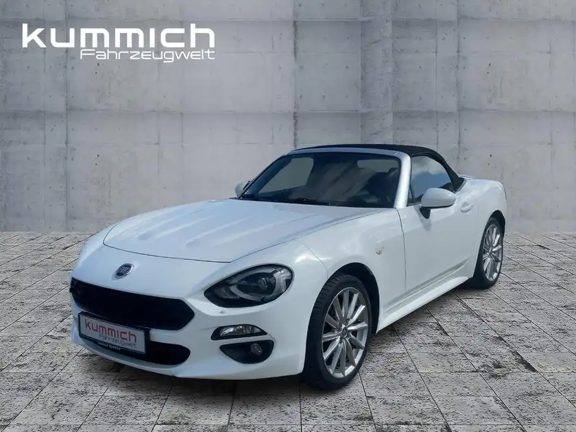 FIAT 124 (1/16)
