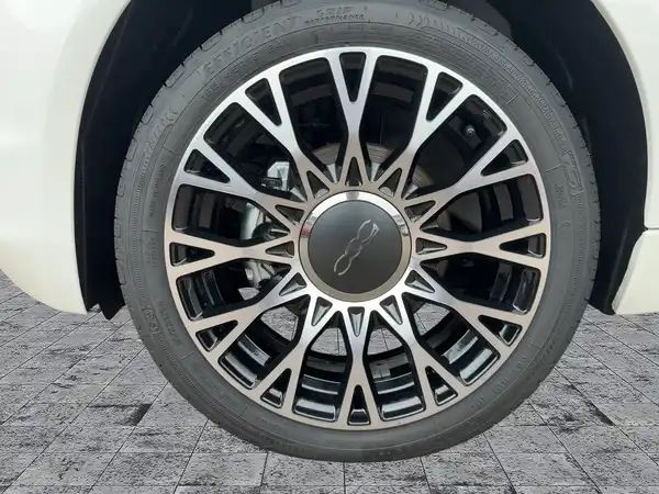 FIAT 500 (7/15)