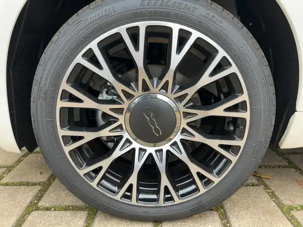 FIAT 500 (7/15)