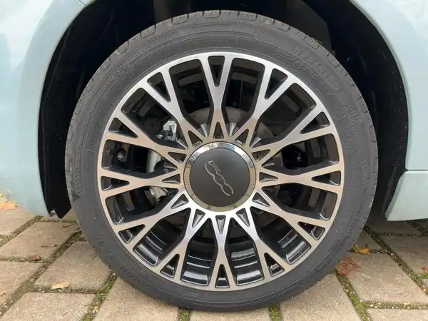 FIAT 500 (7/15)