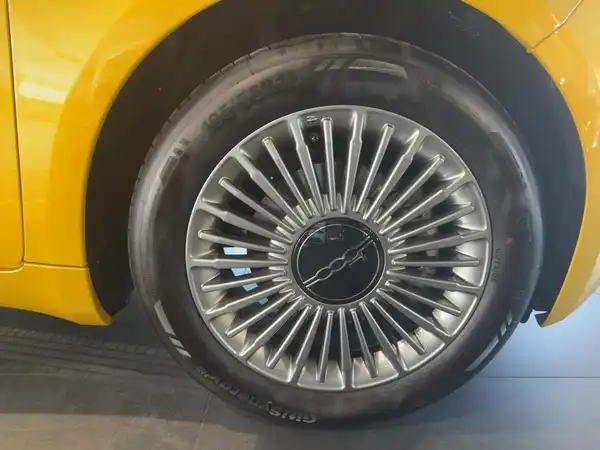 FIAT 500 (7/15)