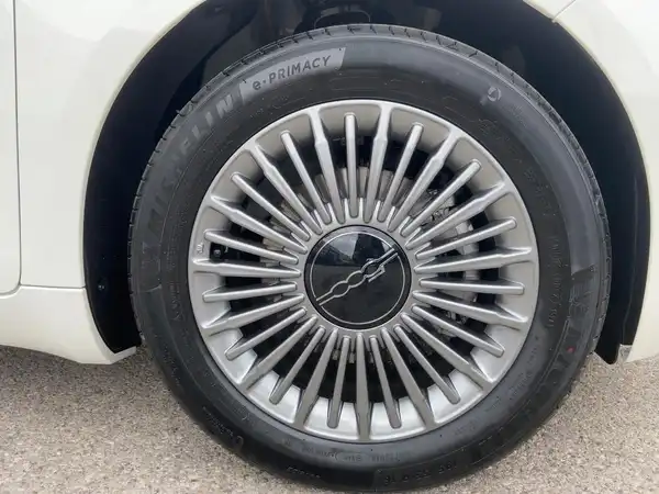 FIAT 500 (7/15)