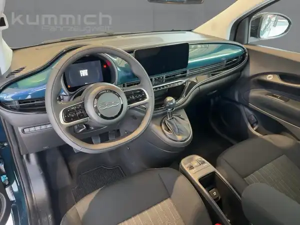FIAT 500C (8/15)