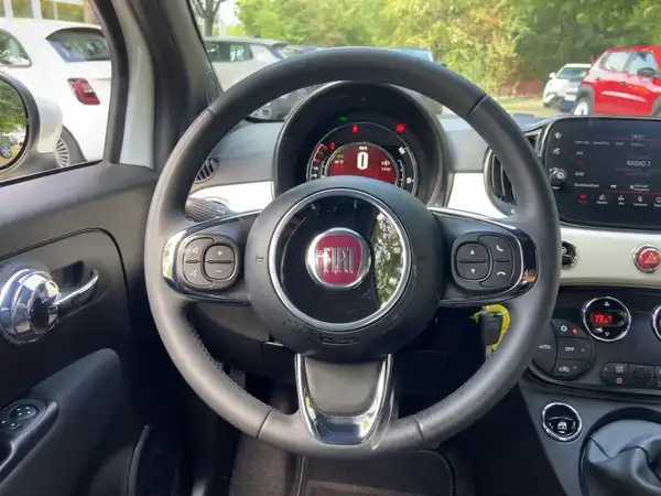 FIAT 500C (9/15)