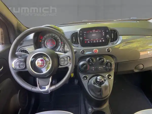 FIAT 500C (8/15)