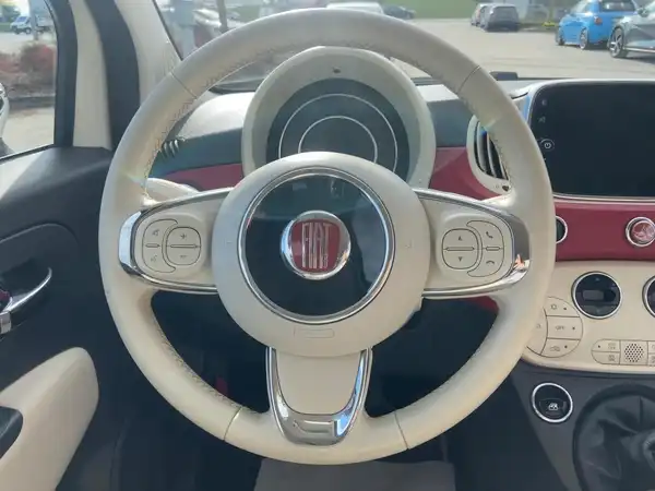 FIAT 500C (9/15)