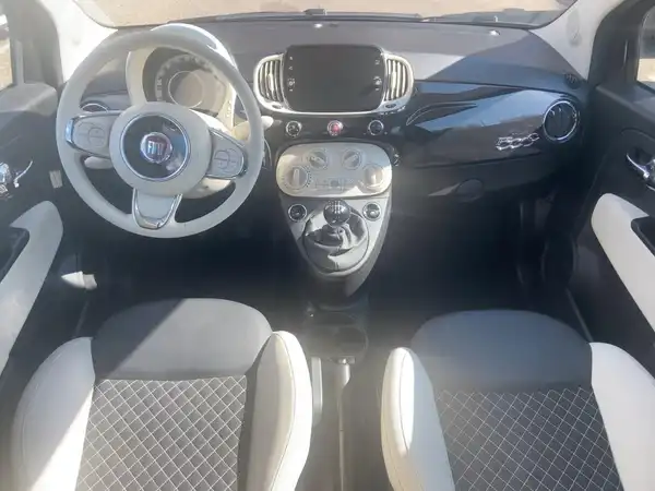 FIAT 500C (8/15)
