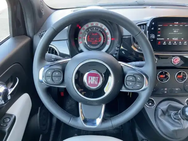 FIAT 500C (13/15)