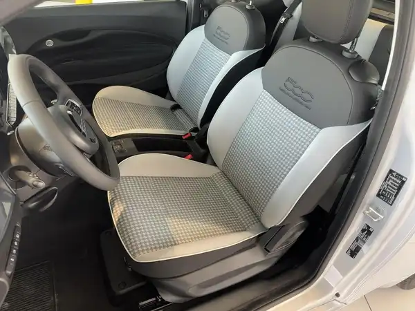 FIAT 500C (12/13)