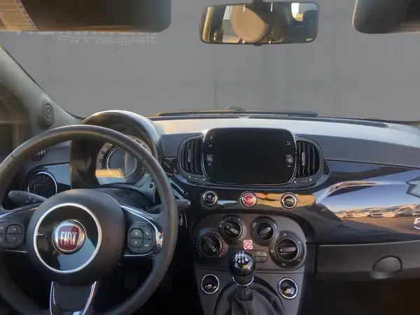 FIAT 500C (8/15)