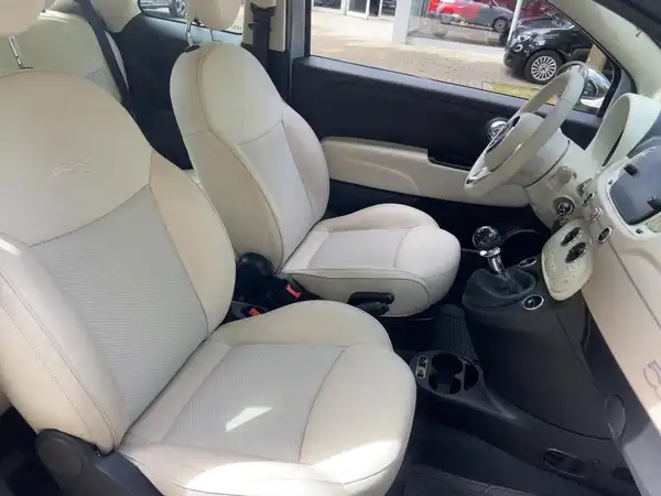 FIAT 500C (11/15)