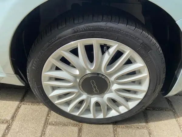 FIAT 500C (7/15)