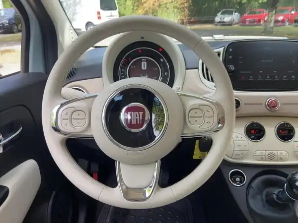 FIAT 500C (9/15)