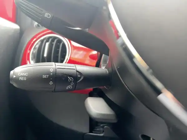 FIAT 500C (9/15)