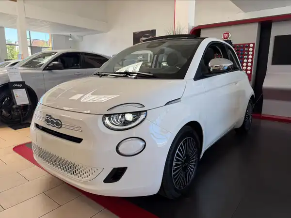 FIAT 500C (1/13)