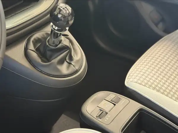 FIAT 500C (11/13)