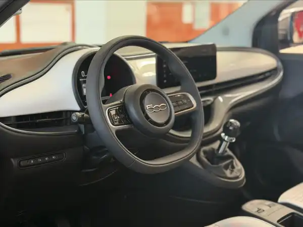 FIAT 500C (9/13)
