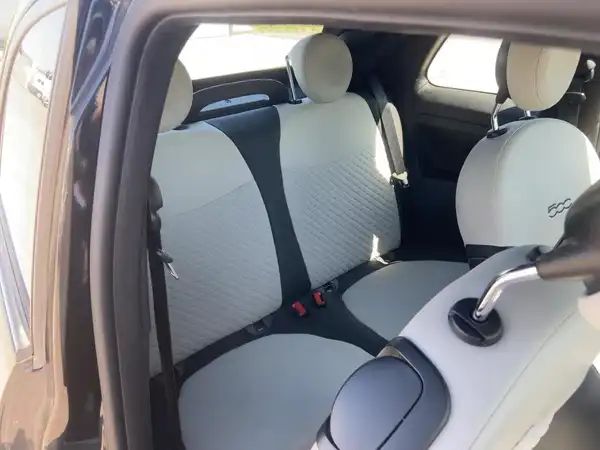 FIAT 500C (12/15)