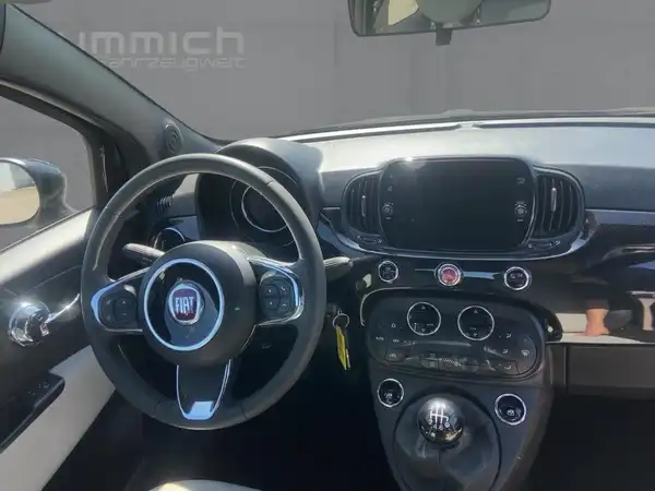 FIAT 500C (8/15)