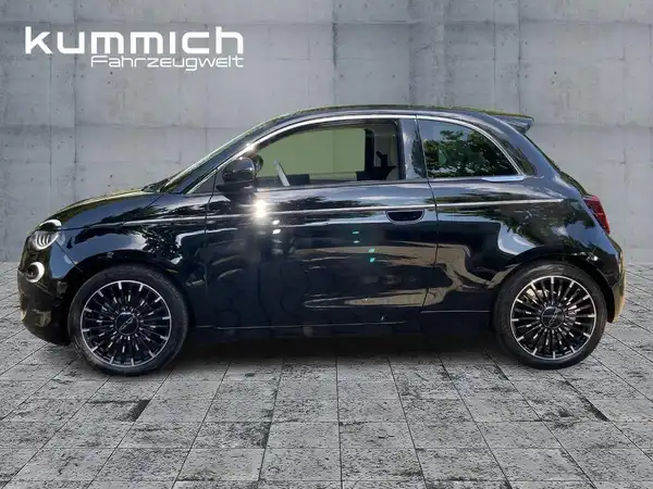 FIAT 500E (6/15)