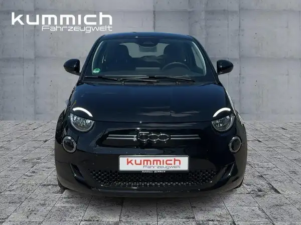 FIAT 500E (2/15)
