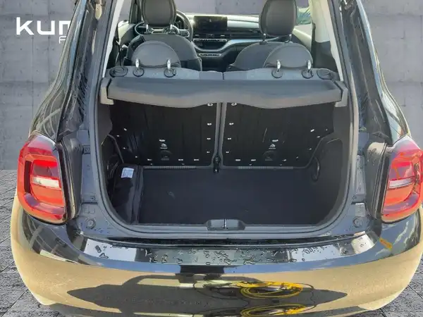 FIAT 500E (12/15)