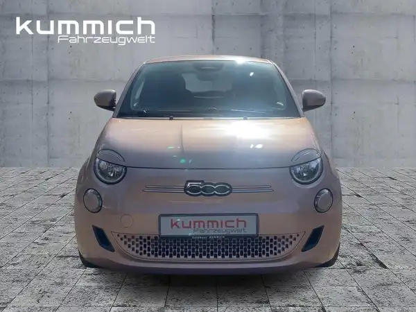FIAT 500E (2/15)