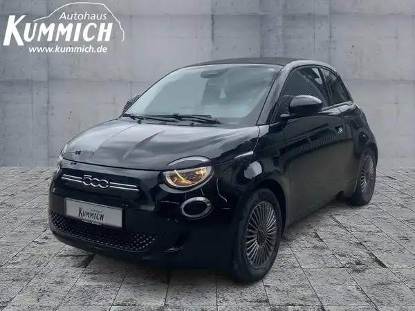 FIAT 500E (1/15)