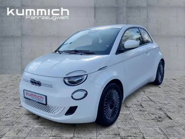 FIAT 500E (1/15)