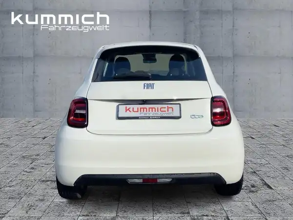 FIAT 500E (5/15)