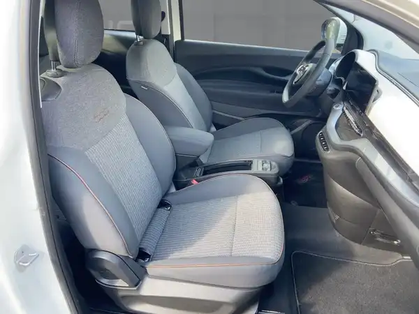 FIAT 500E (9/15)